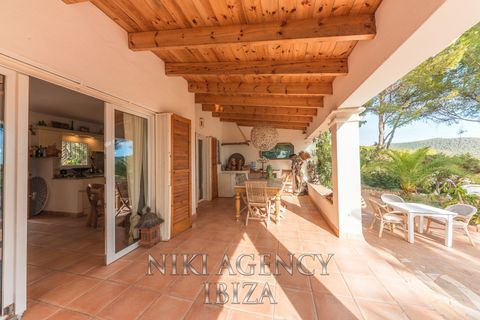 Villa i Cala Jondal, Ibiza, Cala Jondal - € 4.500.000 | Ref: CVE612 - foto 2
